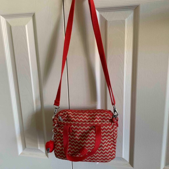Kipling Red and White Chevron Crossbody Bag - Picture 14 of 14
